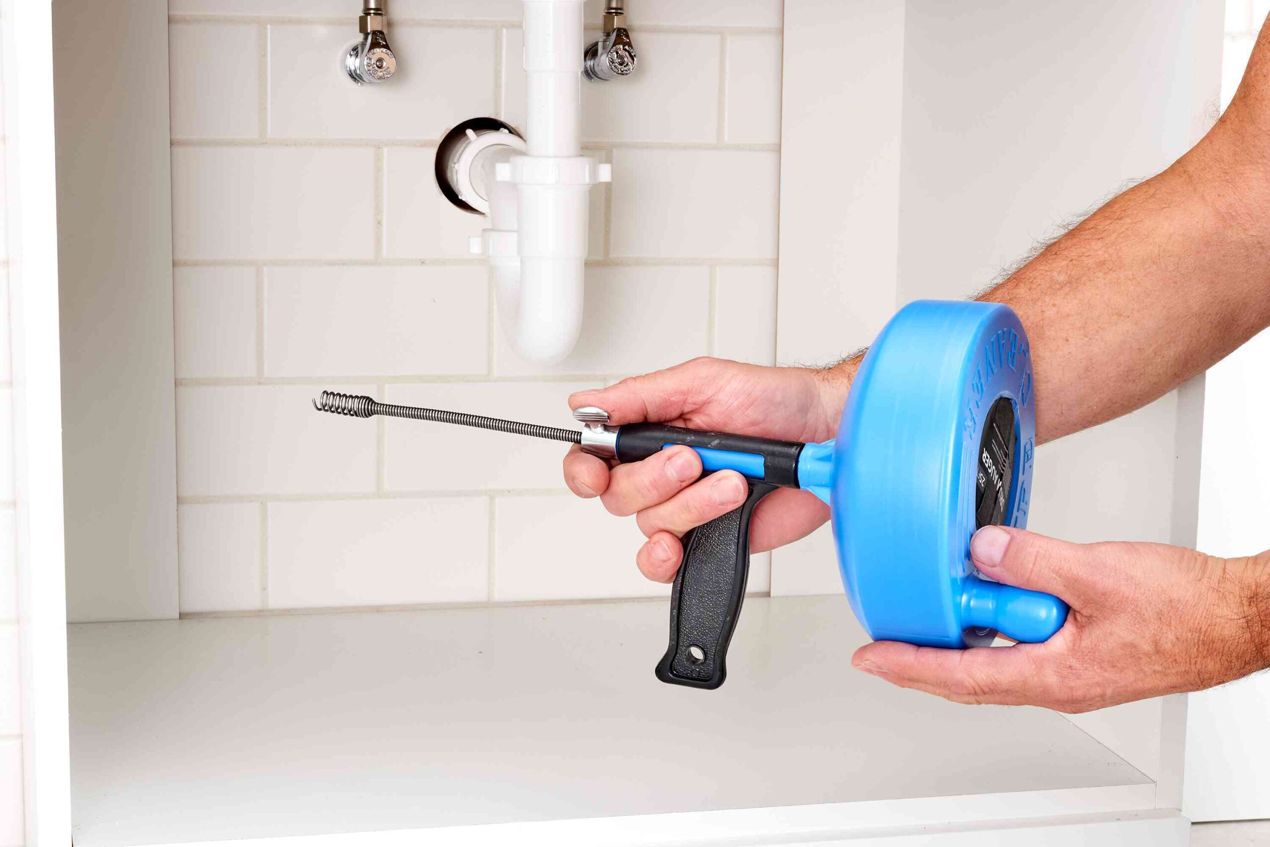 Hydro Jetting vs. Snaking: